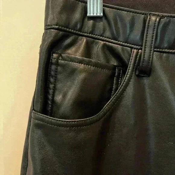 Abercrombie and Fitch Vegan Pants Ladies Size 12/31 Black High Waist Baggy EUC - Picture 3 of 9